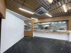 Cheng San Centre (D20), Shop House #613109211